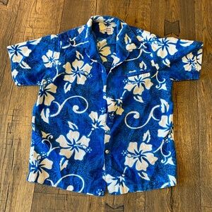 Vintage Hawaiian Floral Button Up Shirt